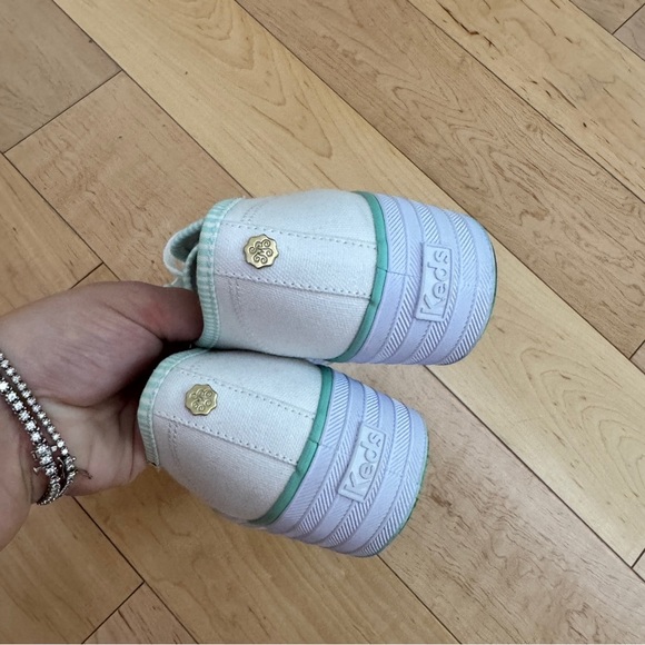 NEW Magnolia Bakery x Keds Platform Sneakers - Picture 15 of 16